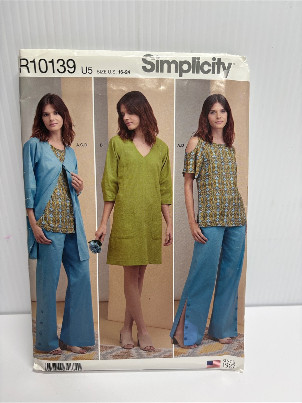 Simplicity Sewing Patterns R10139 Pants Tops Deess